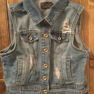 💕STYLISH Denim Vest! Distressed! Size Medium